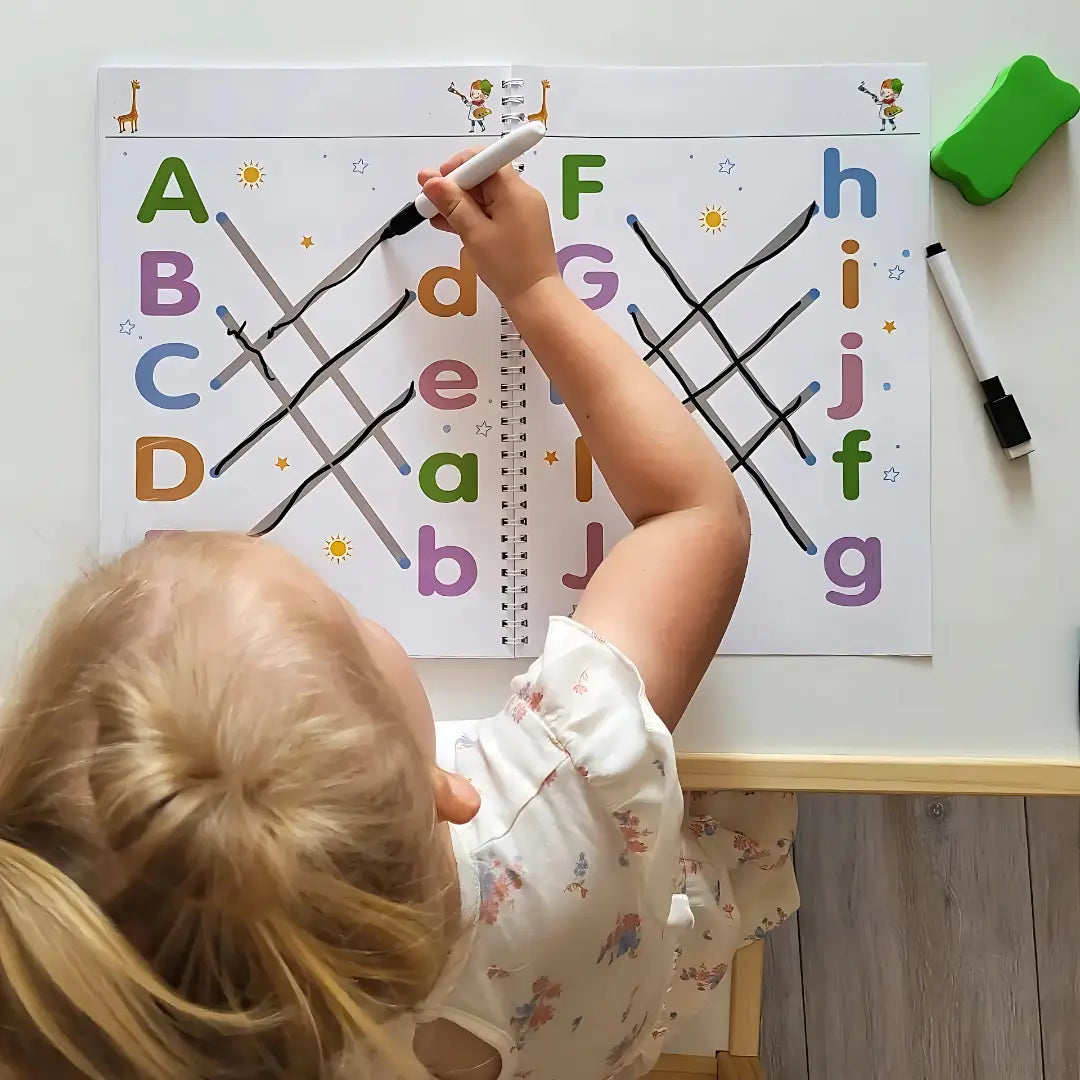 MagicBook™ ⎮ Montessori MagicArtClub